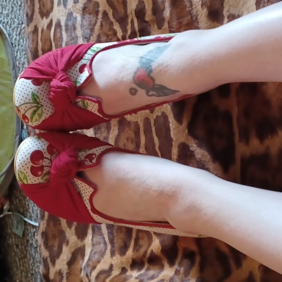 Rockabilly cherry shoes - Picture 3 of 8